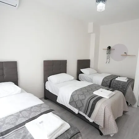 Apartman Tram 1 Min!modern,comfortable
