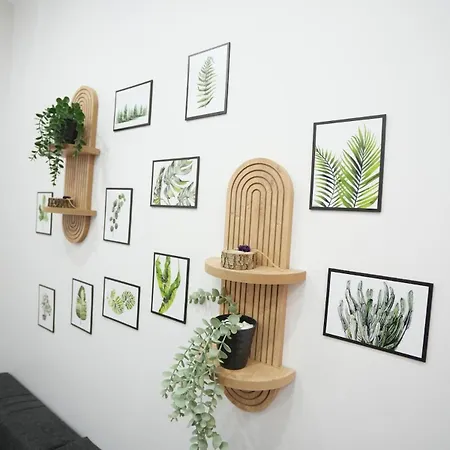 Tram 1 Min!modern,comfortable